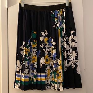 NWT Charter Club pleated skirt